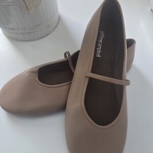 Jeffrey Campbell Women's Tan Ballet Flats